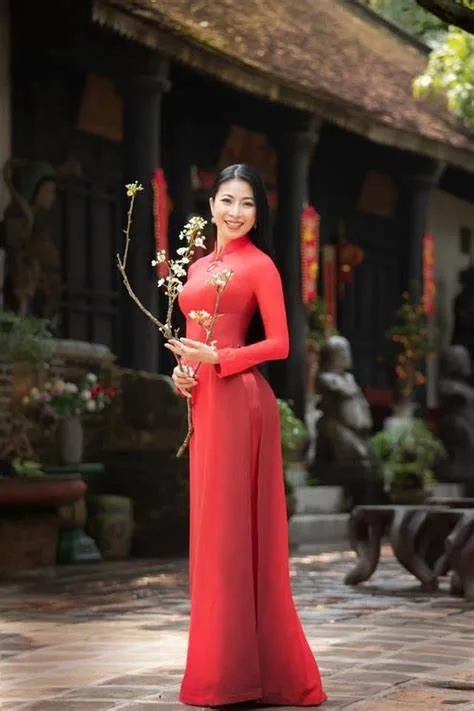 Bí quyết tạo dáng duyên dáng và tự nhiên trong tà áo dài