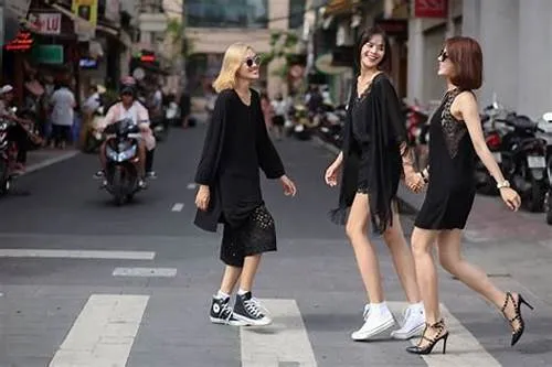 Chụp ảnh thời trang đường phố - Tự do sáng tạo và kể câu chuyện phong cách của bạn