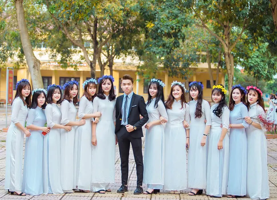 Chụp ảnh kỷ yếu - Kỷ vật Vô giá của Thanh xuân